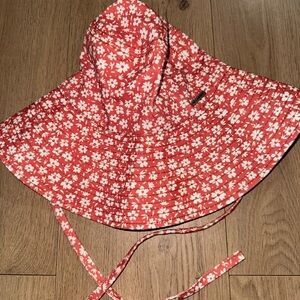 Billabong White Floral Hat
